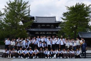 法隆寺にて
