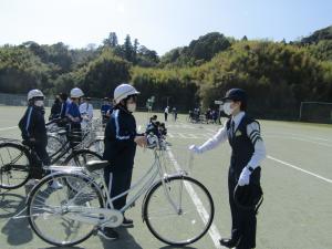 交通安全４